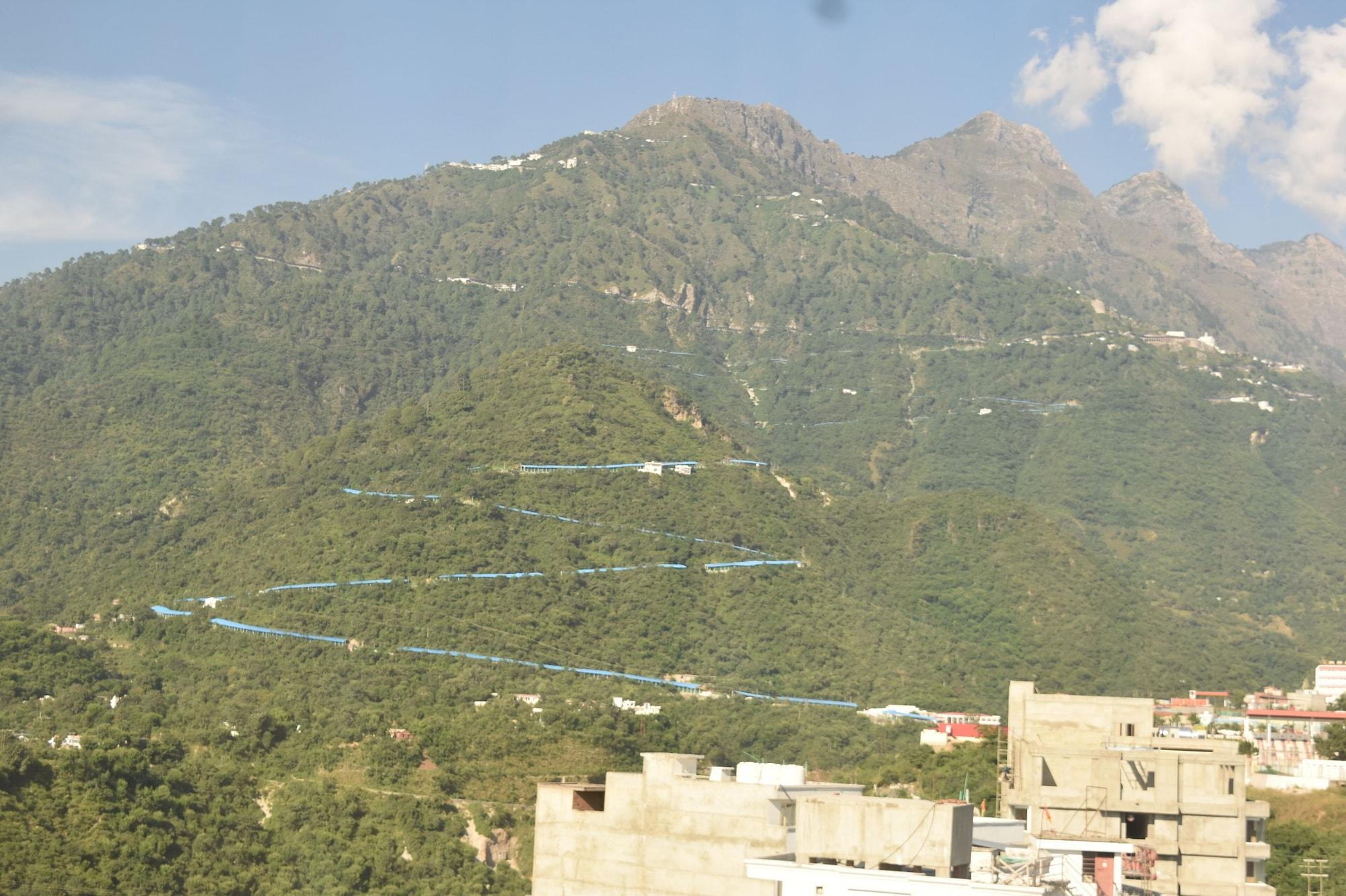 K C Residency Katra Katra (Jammu and Kashmir) Exteriér fotografie